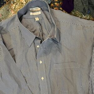 Roundtree & Yorke Gold label shirt